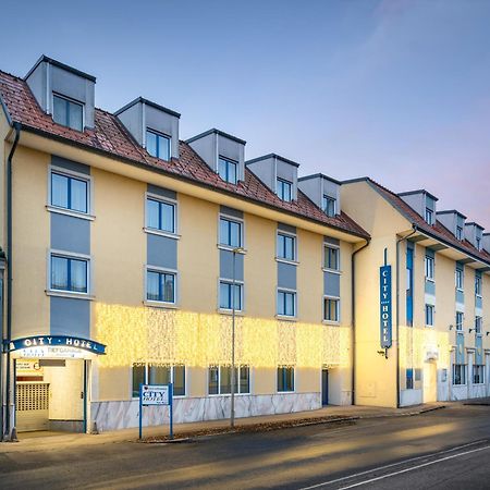 City Hotel Stockerau Eksteriør bilde