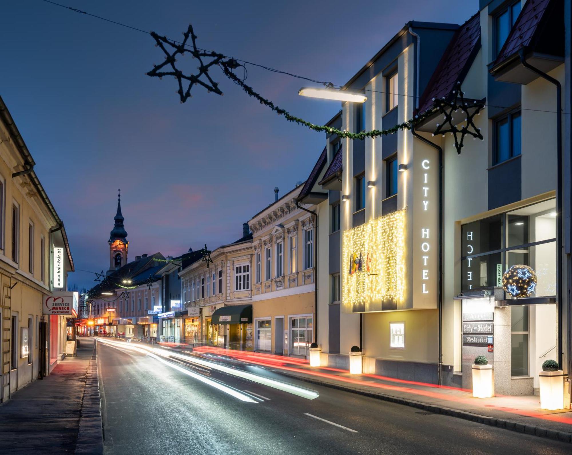 City Hotel Stockerau Eksteriør bilde