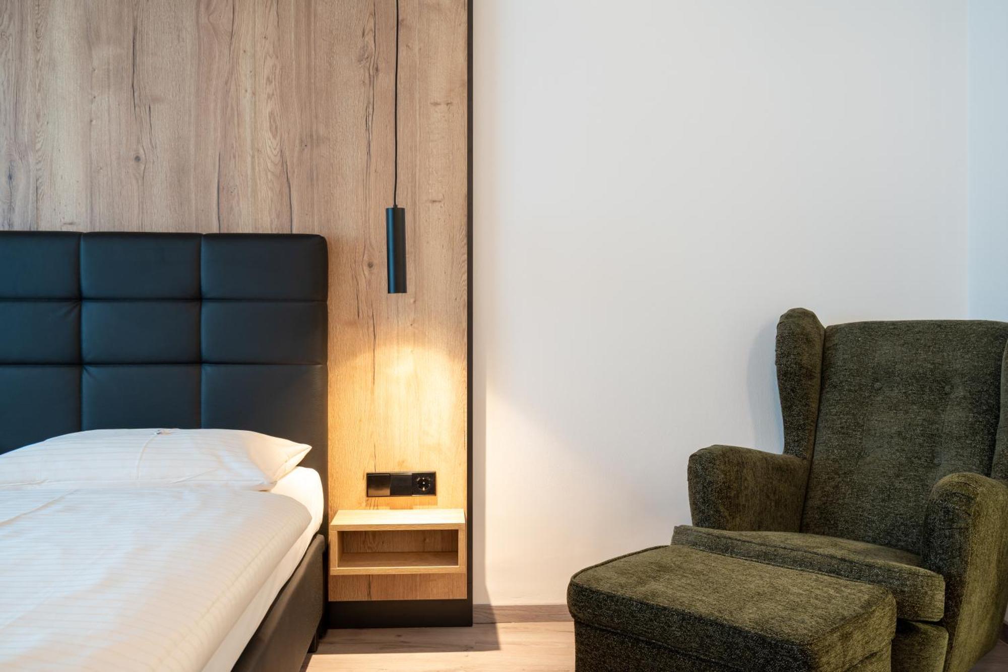 City Hotel Stockerau Eksteriør bilde